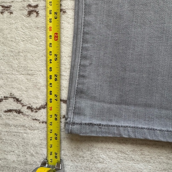 New York & Company Light Gray Skinny Pants - Picture 4 of 8